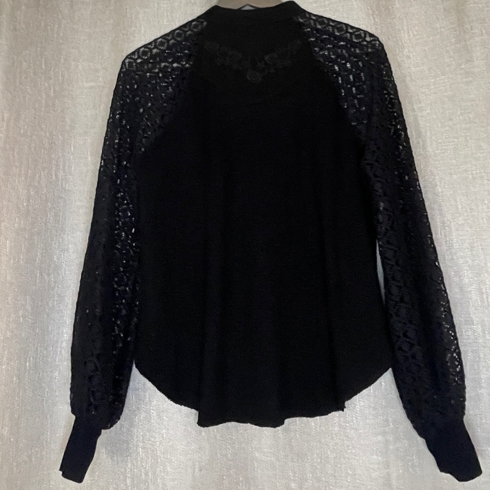 Free People Top Black Lace/Embroidery Long Sleeves with Buttons. Size Small